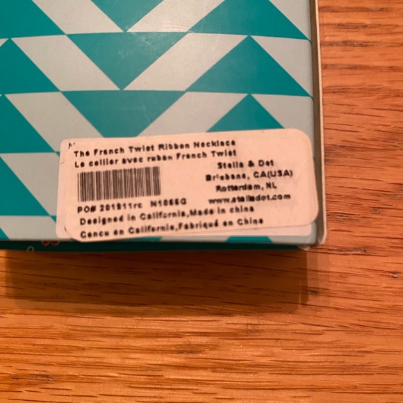 Stella & Dot The French Twist Ribbon Necklace - Picture 3 of 5